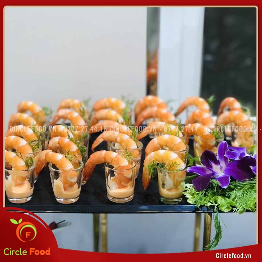 tiệc mặn finger food liên hoan ngày Noel ở Hà Nội