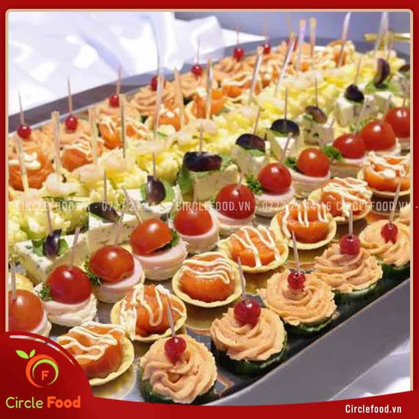 Hướng dẫn trang trí bàn tiệc finger food ngon
