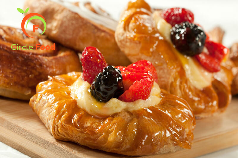 Cách làm bánh ngàn lớp danish pastry vị trái cây