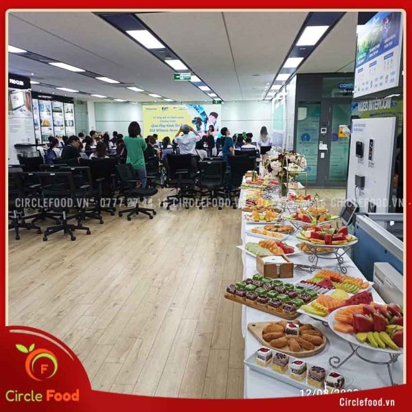 Tiệc Ngon Hà Nội phối hợp Panasonic tổ chức tiệc teabreak Lễ tổng kết và chiếu phim Chương trình Qua ống kính trẻ thơ 7