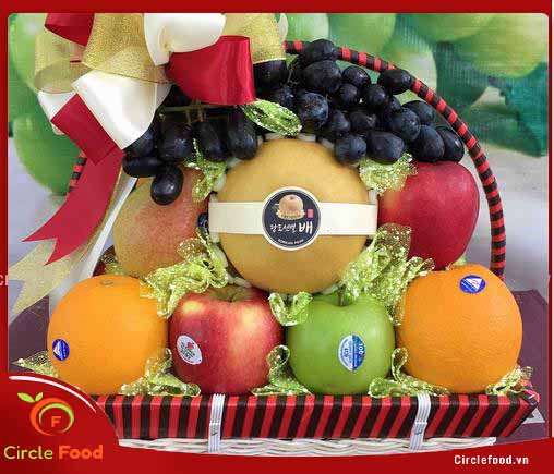 giỏ hoa quả nhập khẩu đẹp