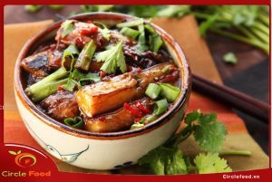 mâm cơm chay cúng ông Công ông Táo - món mặn