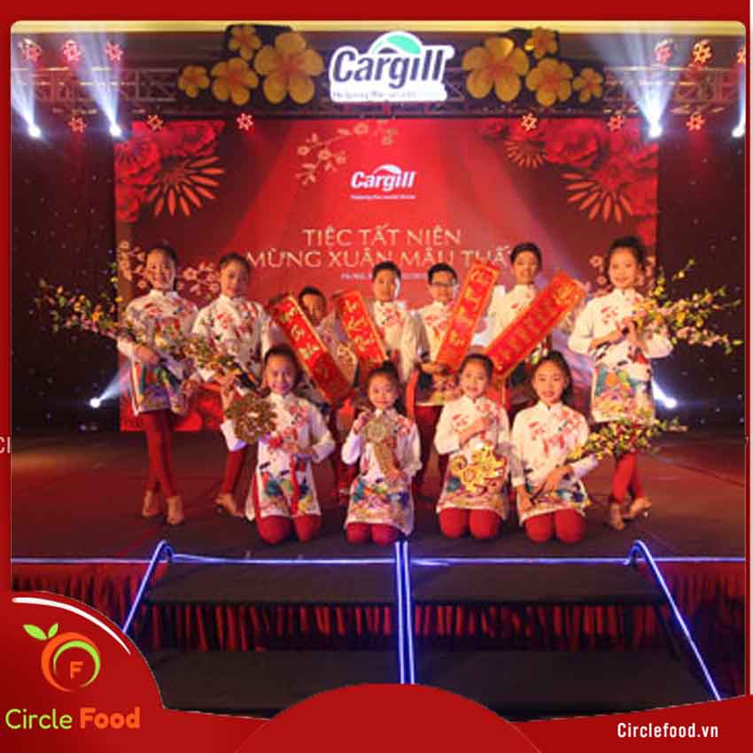 ý tưởng Year End Party ấn tượng