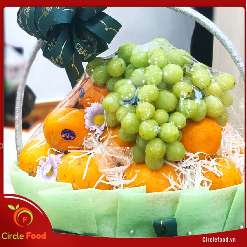 mua giỏ hoa quả làm quà