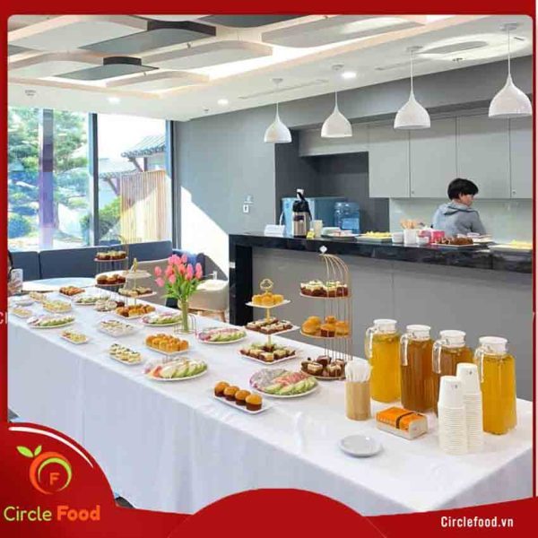 tiệc teabreak FPT kỉ niệm 23 năm FPT Youth Talent(FYT)